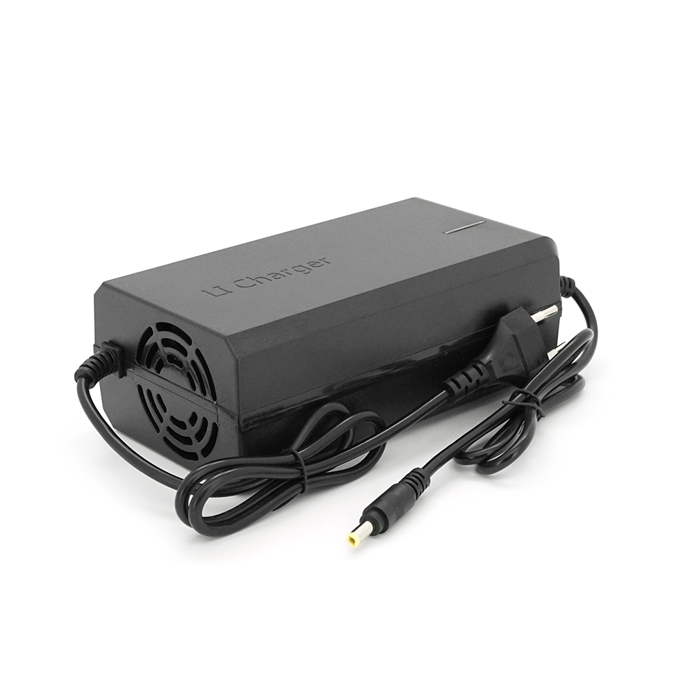 Зарядний пристрій Jinyi для акумуляторів Li-ion 72V(84V),20S,4A,штекер 5,5*2.5,з індикацією,BOX