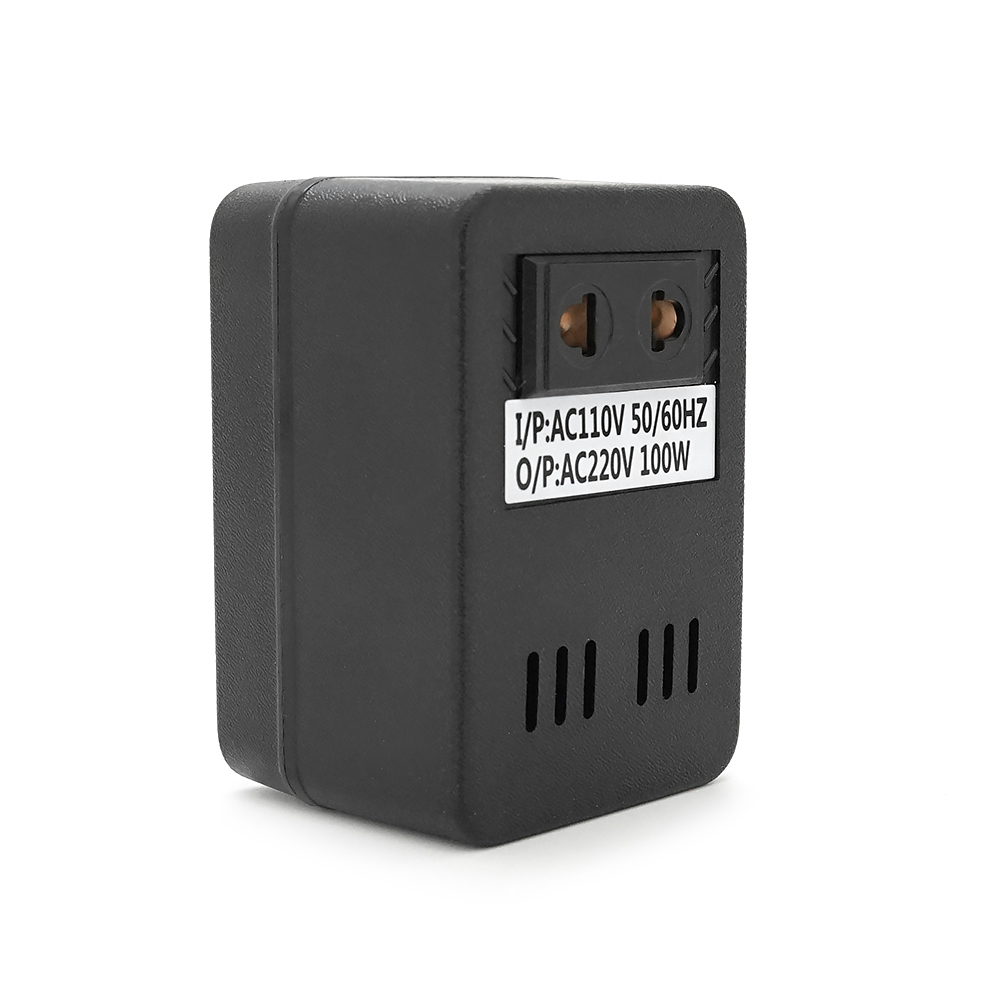 Трансформатор знижувальної напруги 100W Input 110 V/Output 220V + універсальна розетка + перехідник