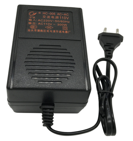 Перетворювач напруги трансформаторний 300W Input 220 V / Output 110V, + універсальна розетка