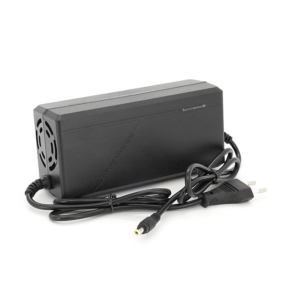 Зарядное устройство LiitoKala Lii-420500 для Li-Ion аккумуляторов 42V 5A, разъем 5.5*2.5 мм, BOX