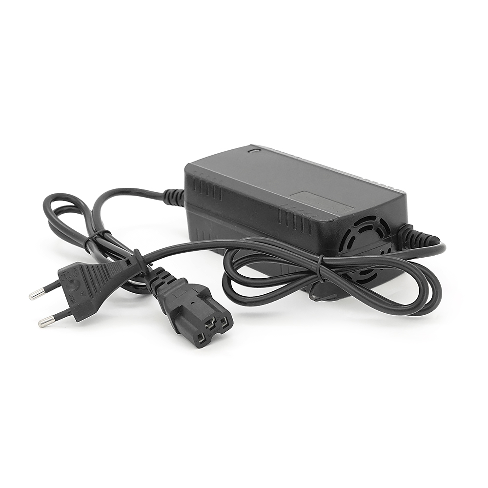 Зарядний пристрій акумуляторів Li-ion 16.8V, 5A, , роз'єм Triangle plug (T-tipe/IEC/C13 N+L-), LED-індикація