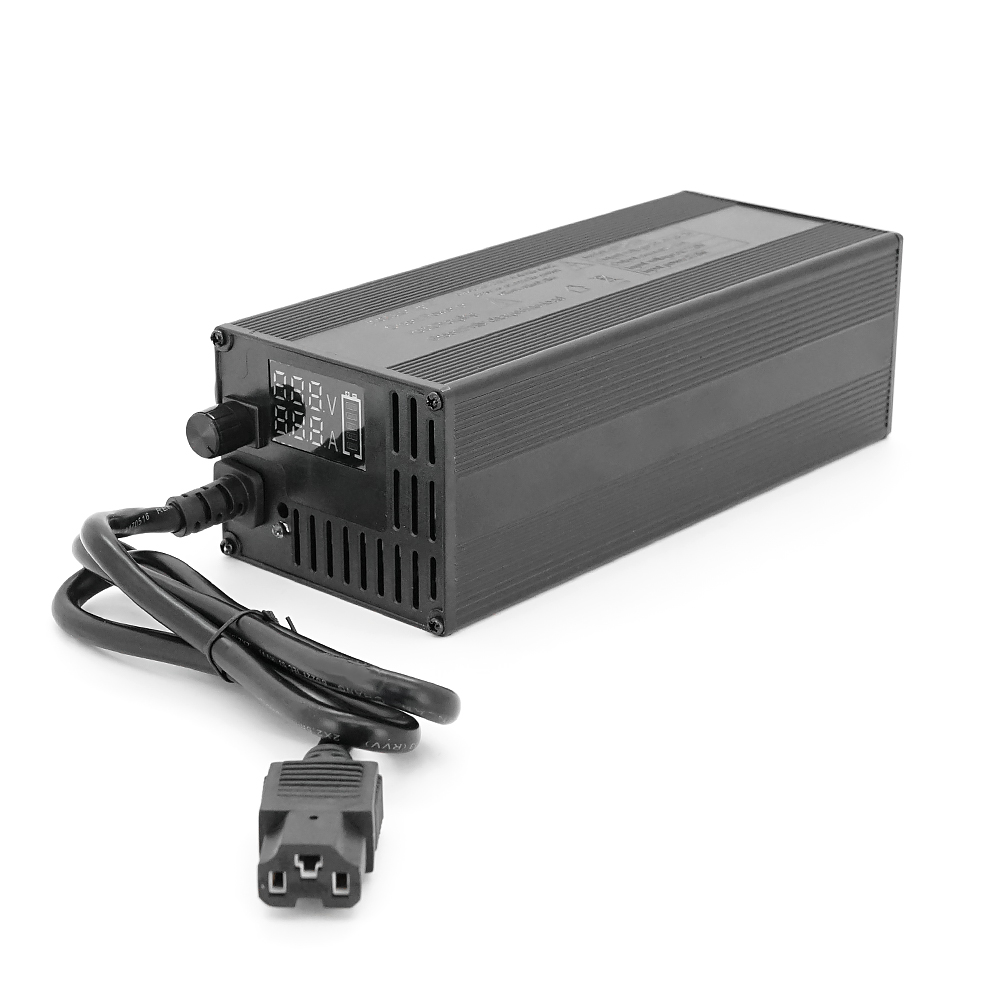 Зарядний пристрій для акумуляторів Li-ion 48V(54.6V), 13S, 15A, струм, що регулюється, LCD дисплей